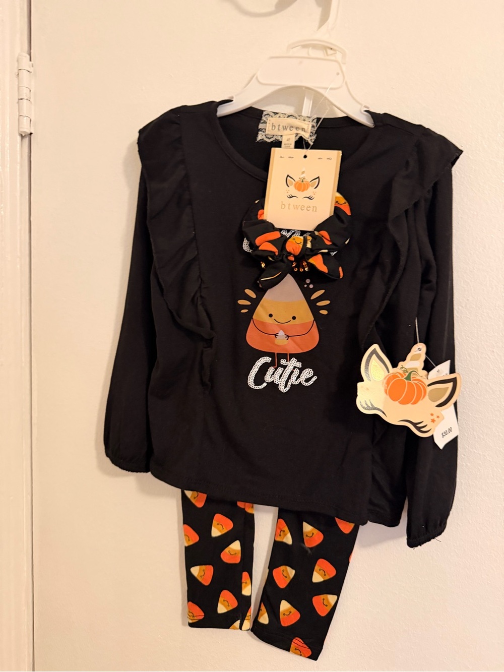 btween Black & Orange Candy Corn Tee and Leggings Set
